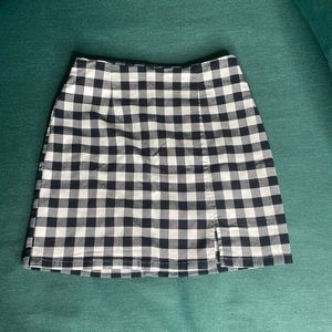 Plaid black and white forever21 skirt